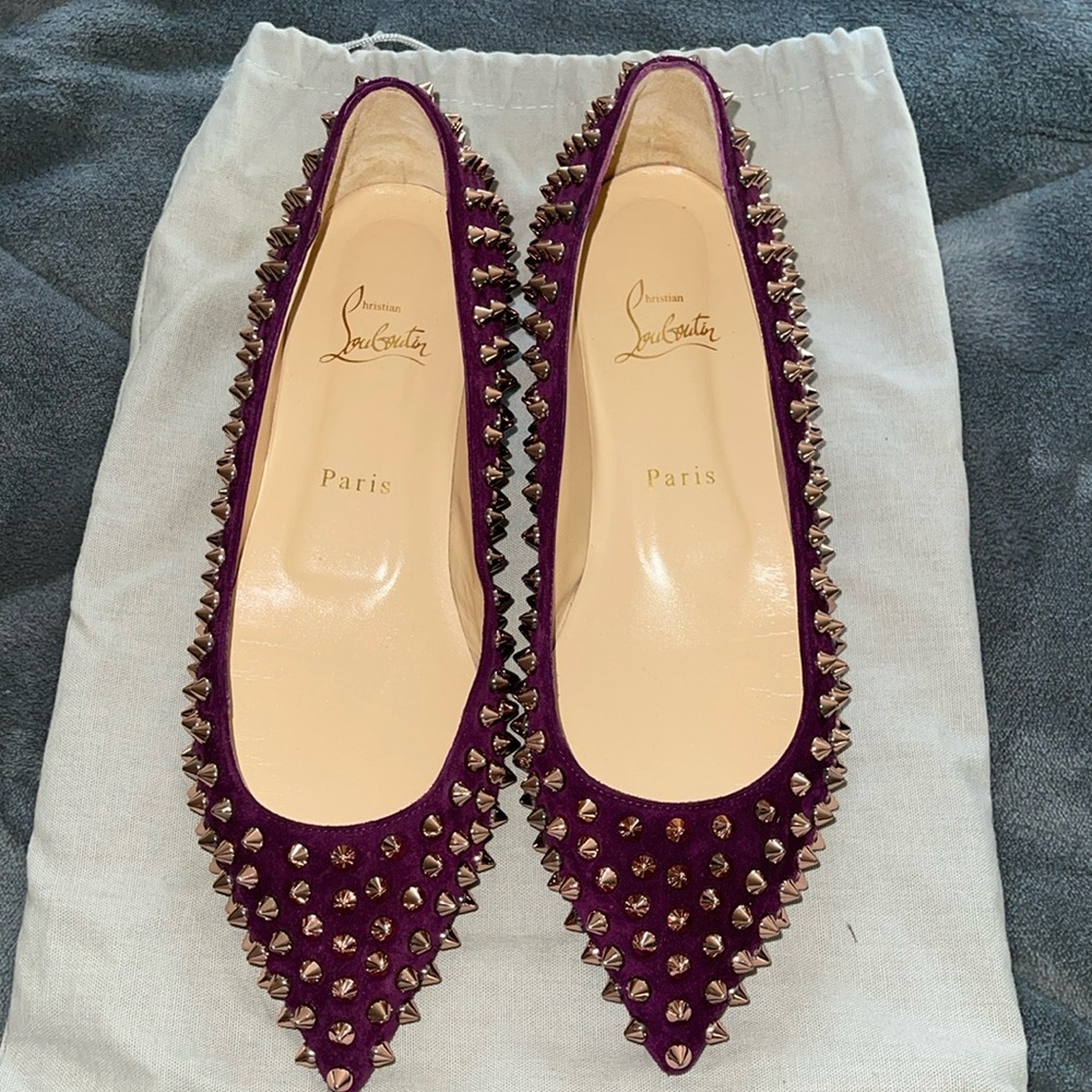 Christian Louboutin Follies Spikes Suede Flats in Merlot. Size 38.